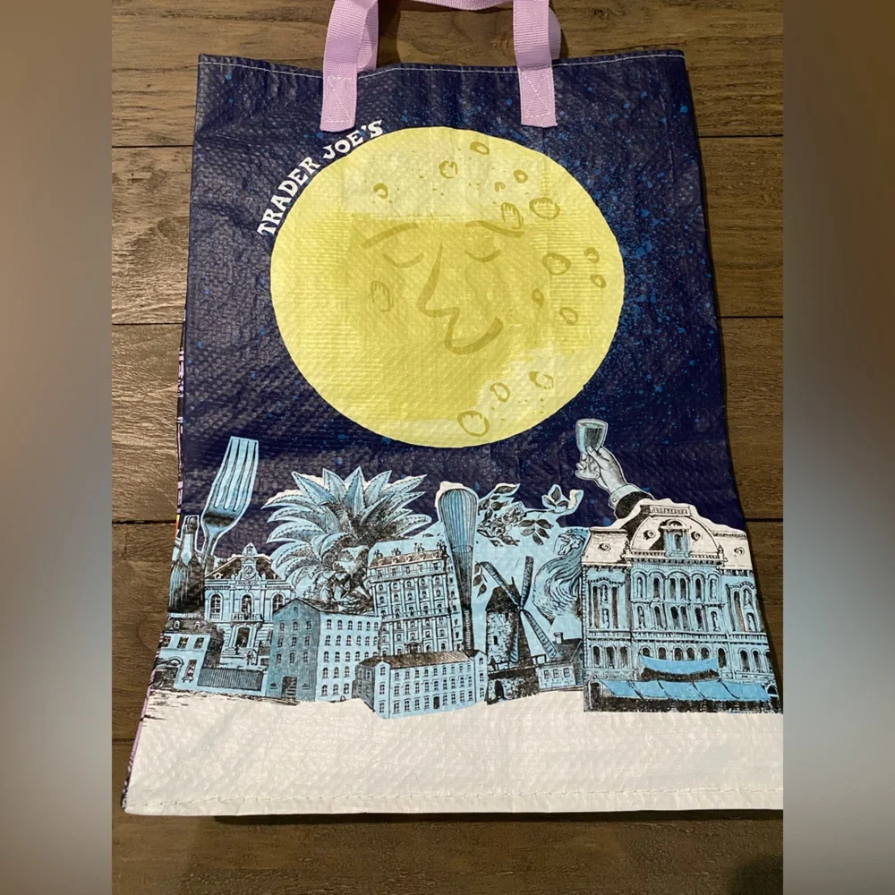 Trader Joe's 2016 Moon Reusable Bag Limited Edition Happy New Year Moon NEW NWOT - Picture 4 of 16